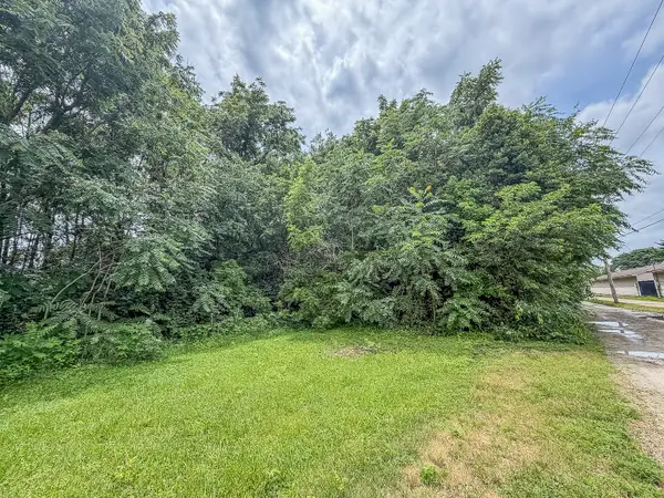2405 Austin Lane, Champaign, IL 61821