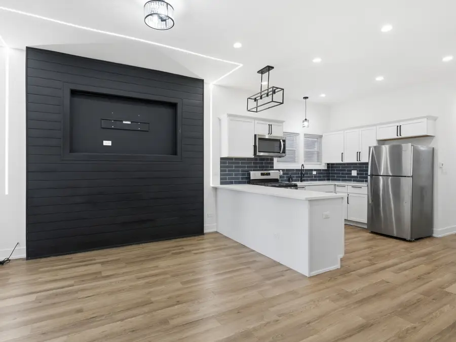 4162 S Wells Street, Chicago, IL 60609 - #3
