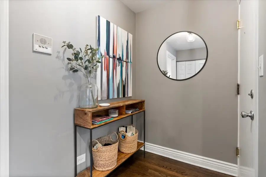 524 W Cornelia Avenue #3N, Chicago, IL 60657 - #3