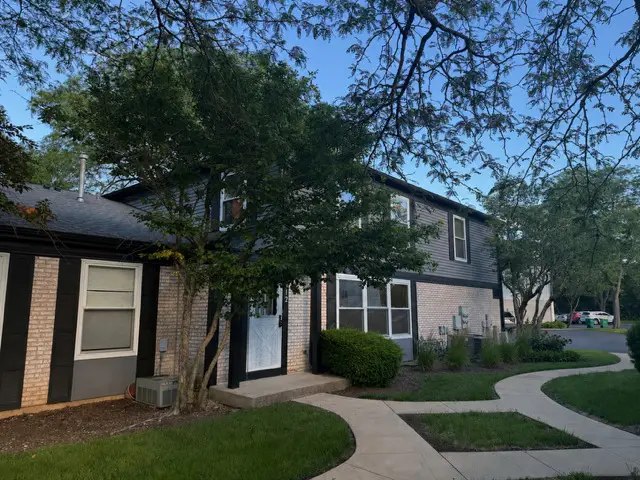 212 Inverrary Lane #B2, Deerfield, IL 60015 - #1