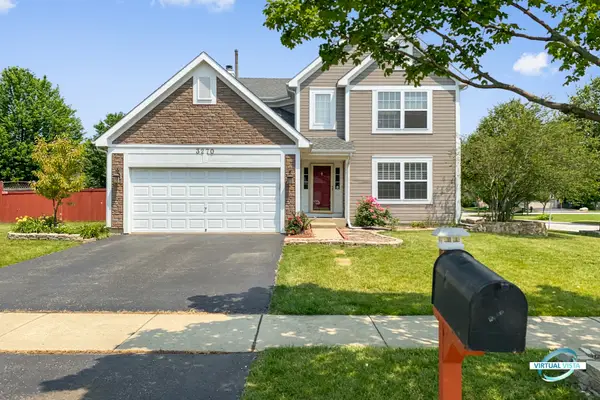 3270 Hopewell Drive, Aurora, IL 60504