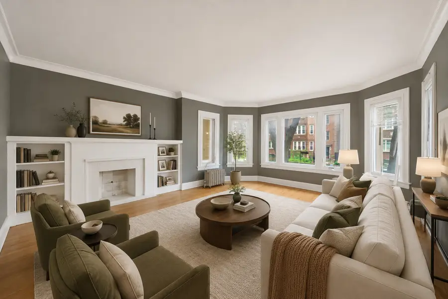 7537 S Phillips Avenue, Chicago, IL 60649 - #3