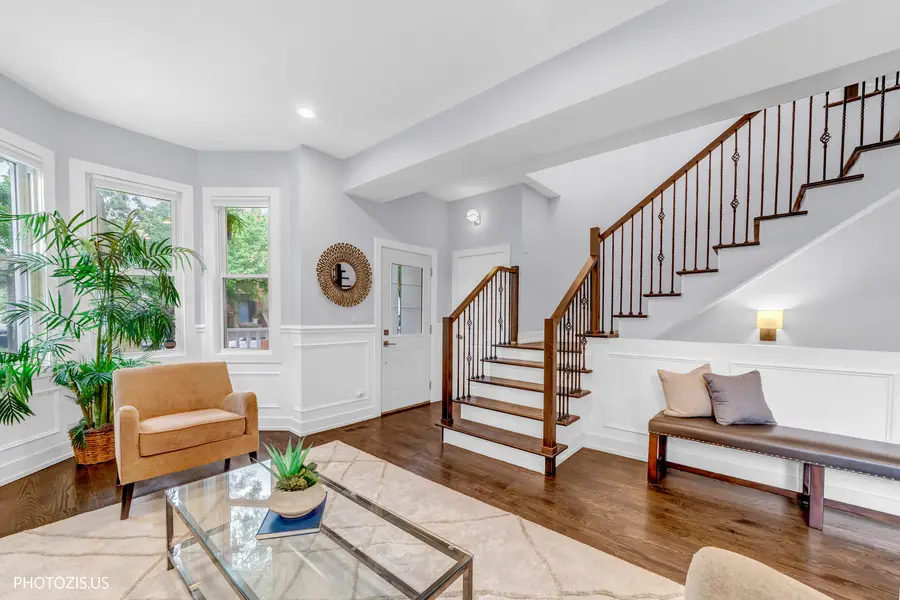 3123 W Cortland Street, Chicago, IL 60647 - #3