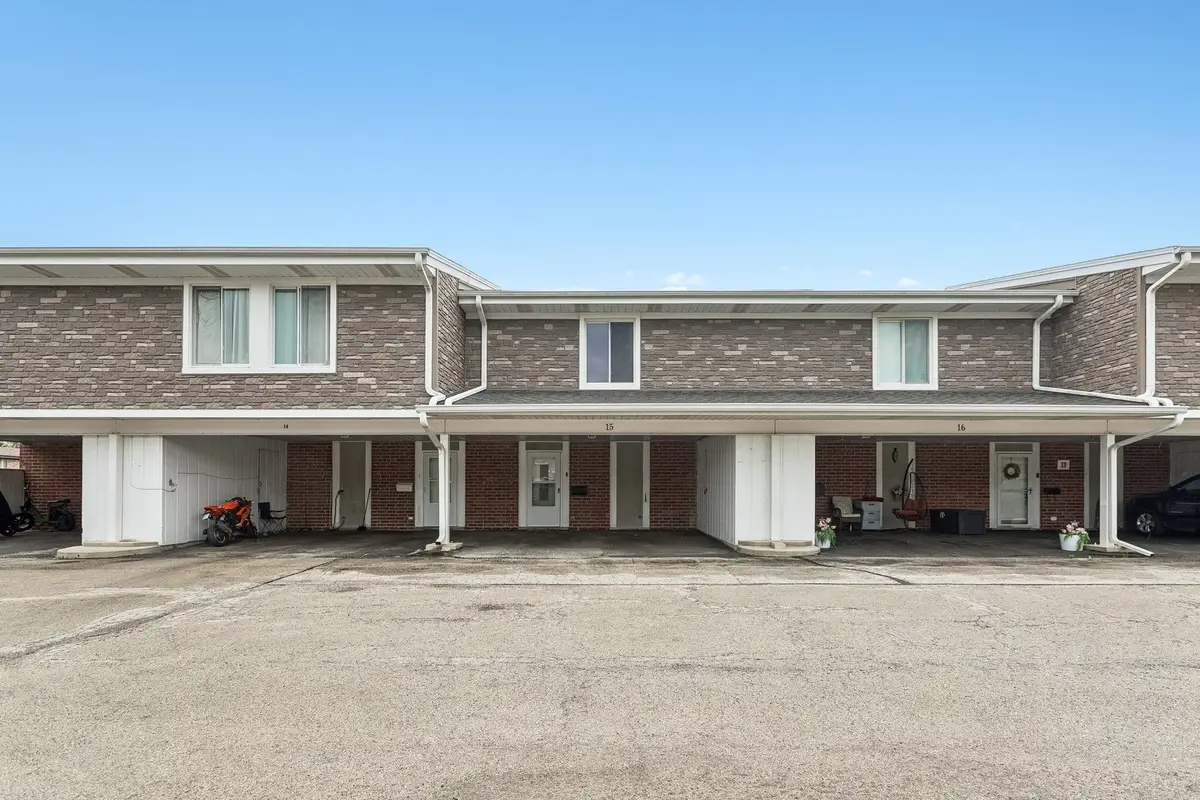 15 Cour Deauville, Palos Hills, IL 60465 - #1