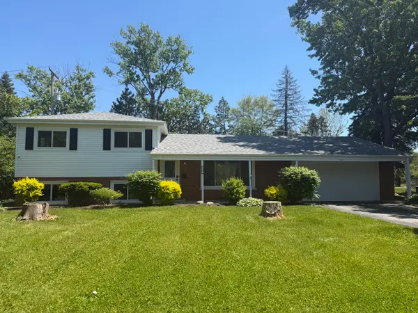 1339 Heather Road, Homewood, IL 60430