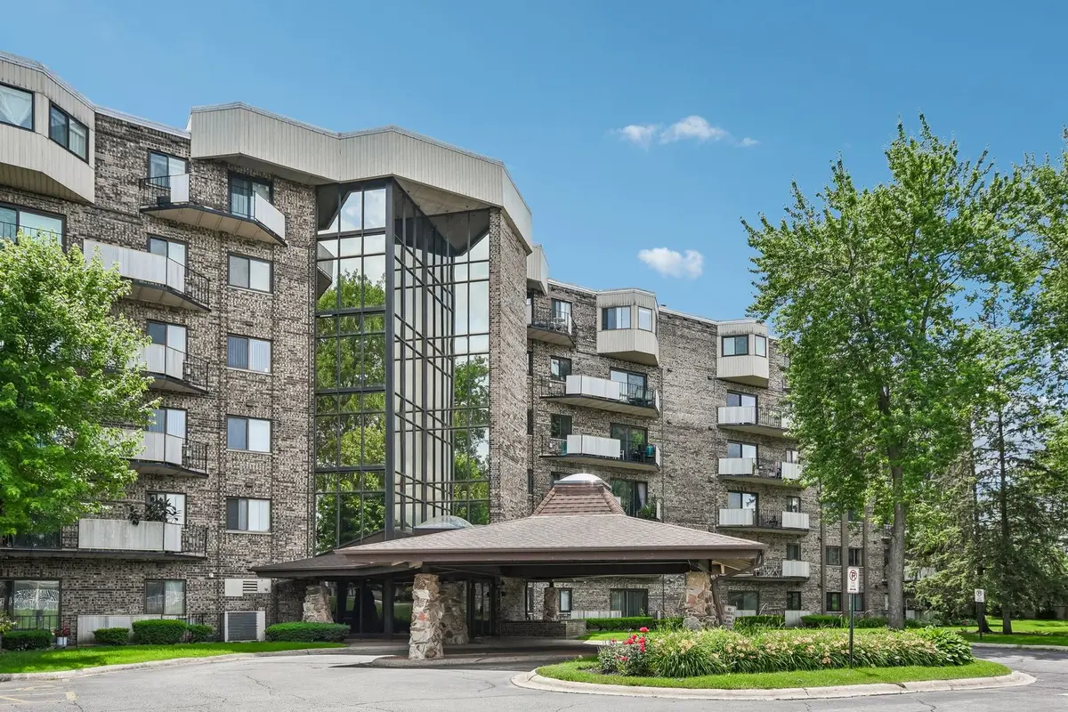 1275 E Baldwin Lane #104, Palatine, IL 60074 - #1