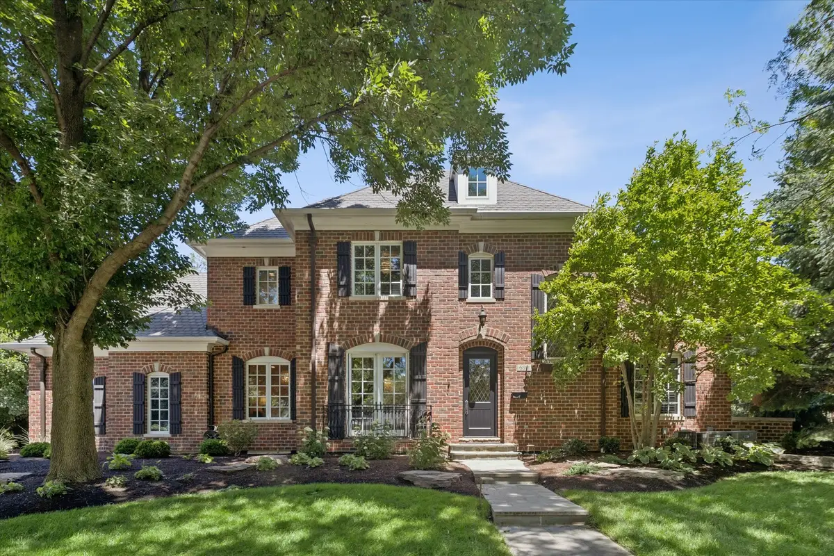 690 Wingate Road, Glen Ellyn, IL 60137 - #1