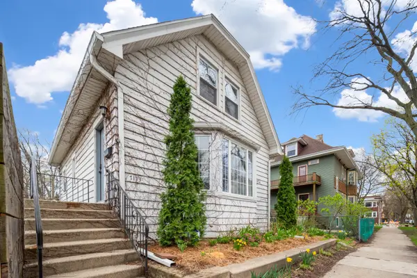 7113 N Wolcott Avenue, Chicago, IL 60626