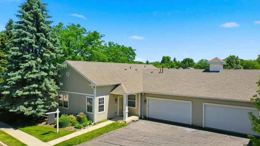 12956 Pennsylvania Avenue, Huntley, IL 60142 - #2
