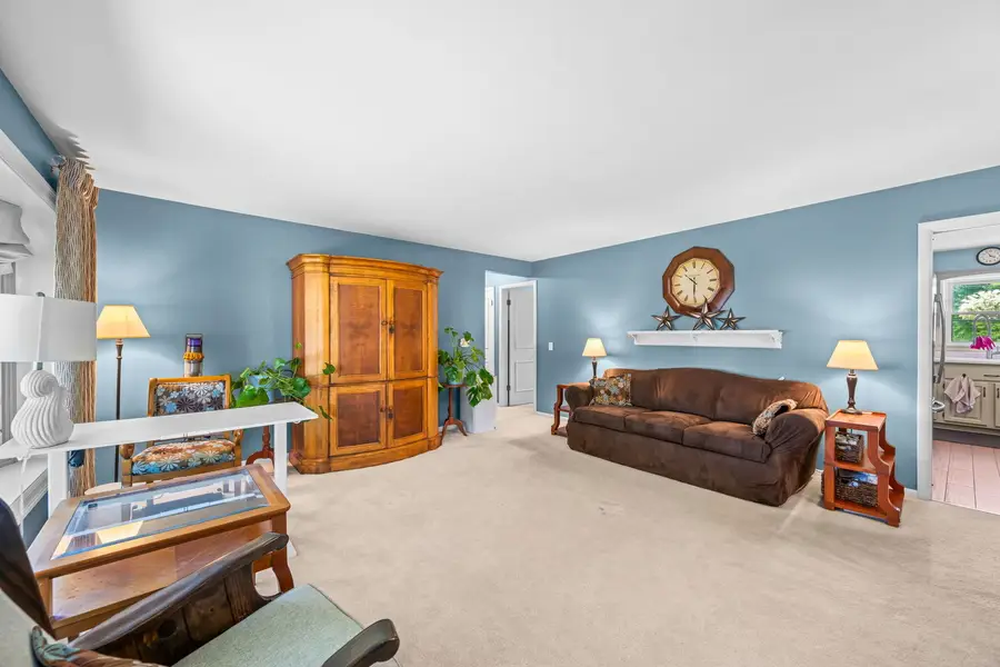 705 N Drury Lane, Arlington Heights, IL 60004 - #2