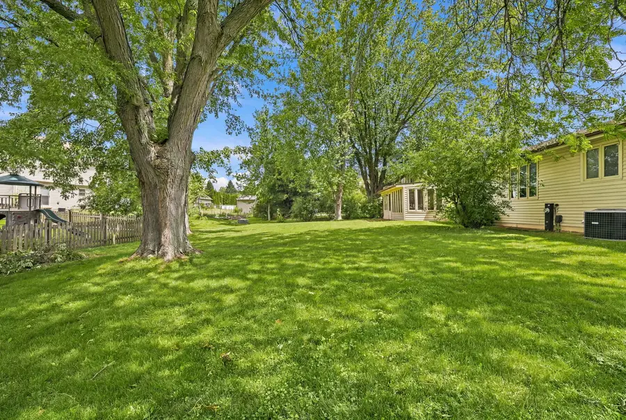 1621 Sleepy Hollow Lane, Dekalb, IL 60115 - #3