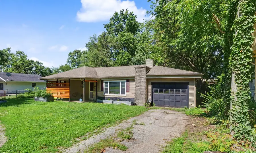 609 S Western Avenue, Champaign, IL 61821 - #3