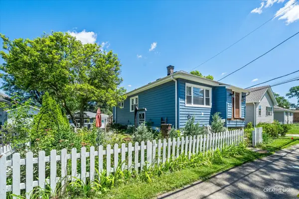 108 E Burlington Avenue, Westmont, IL 60559