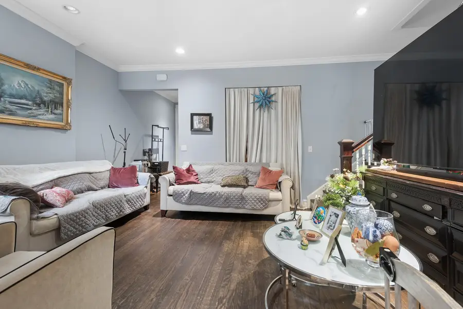 1329 W Pratt Boulevard, Chicago, IL 60626 - #3
