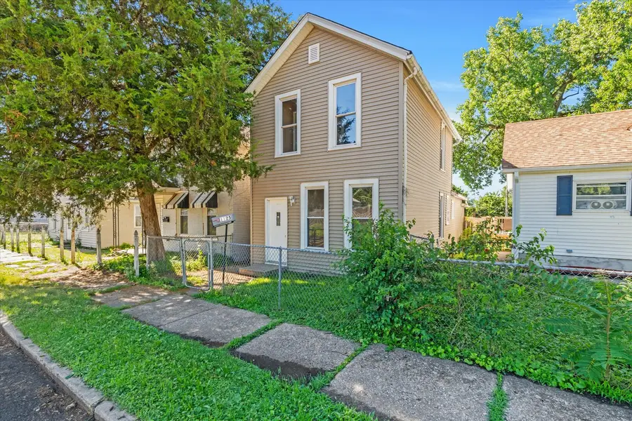 1125 W 5th Street, Davenport, IA 52802 - #2