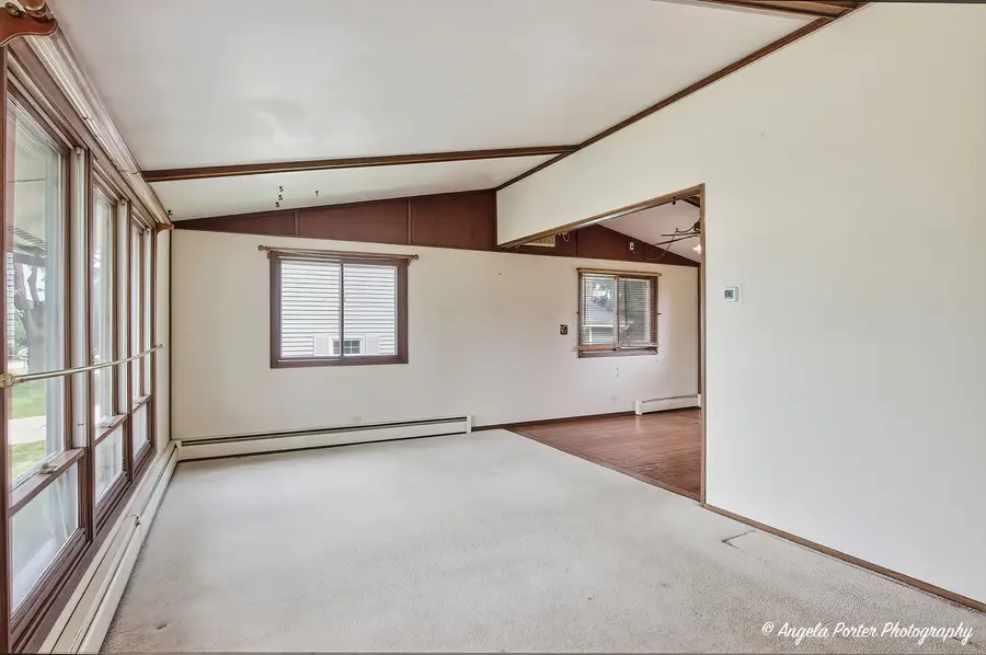 3013 Highland Drive, Cary, IL 60013 - #3