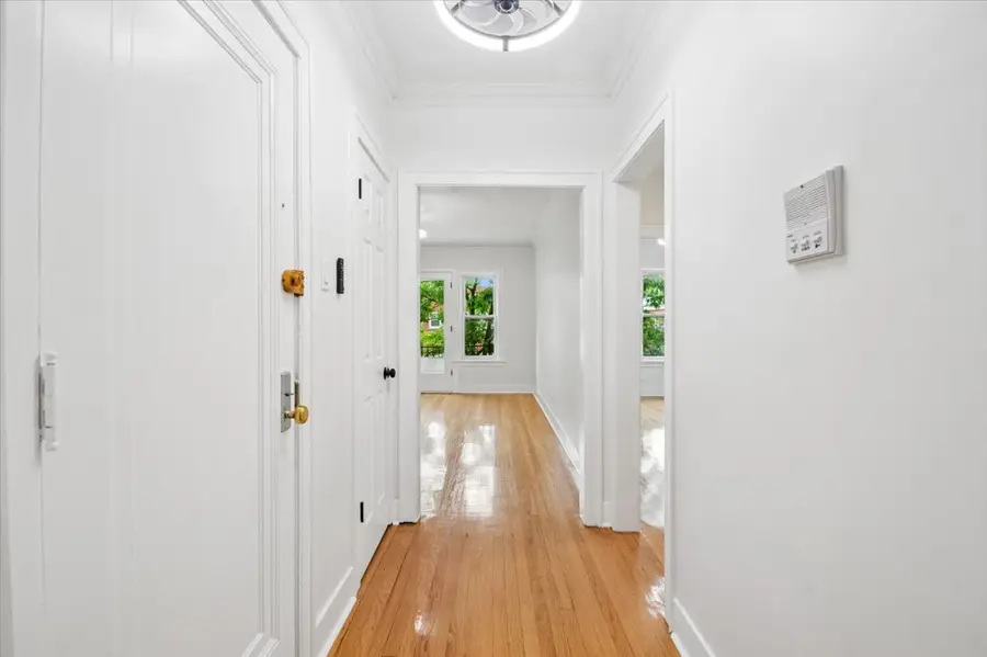 6454 N Damen Avenue #2, Chicago, IL 60645 - #2