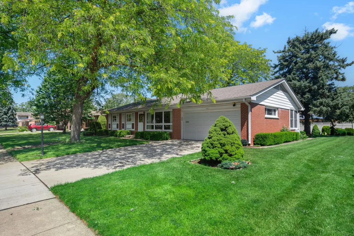 472 W Walnut Avenue, Des Plaines, IL 60016 - #1