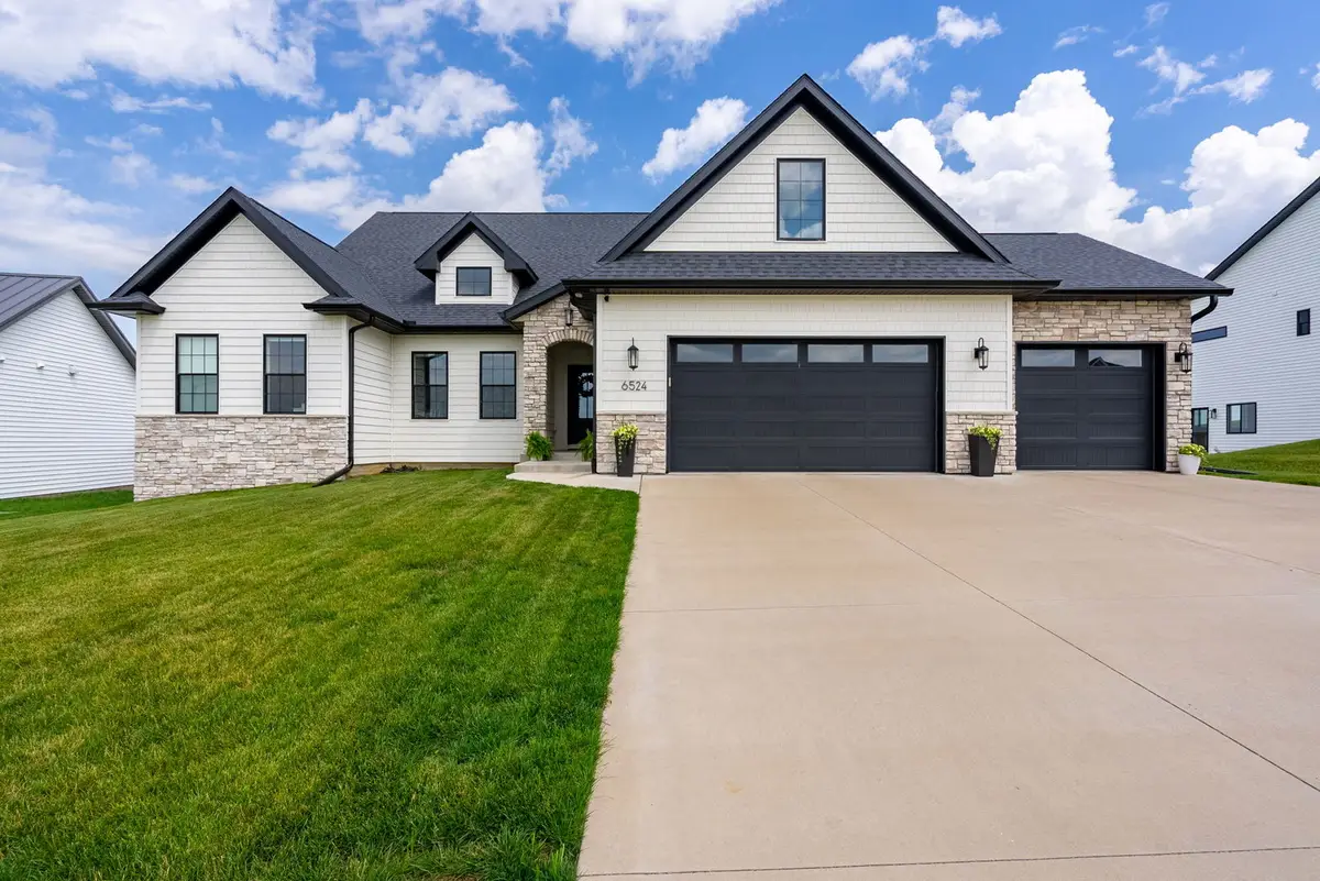6524 Meghan Avenue, Bettendorf, IA 52722 - #1