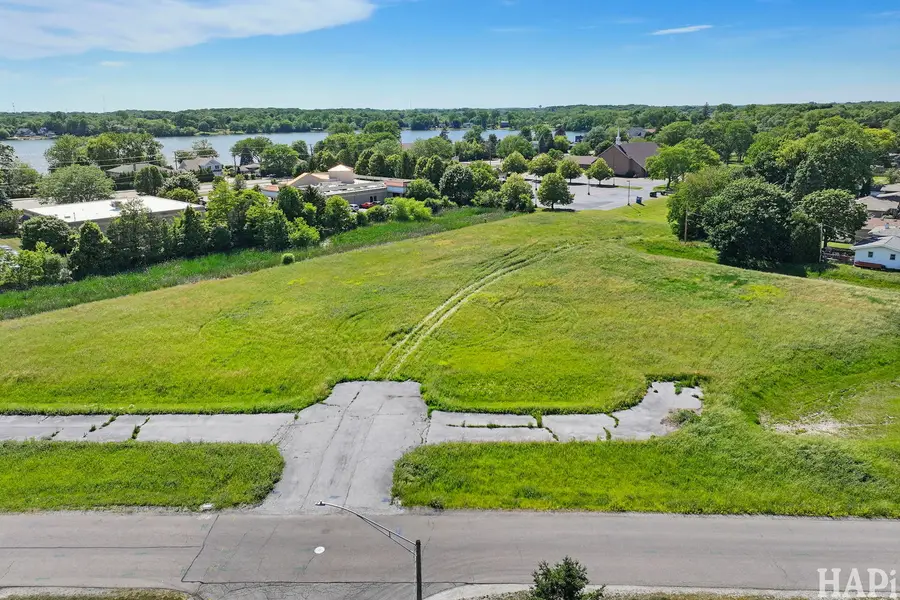 106 Old Elm Road, Lindenhurst, IL 60046 - #3