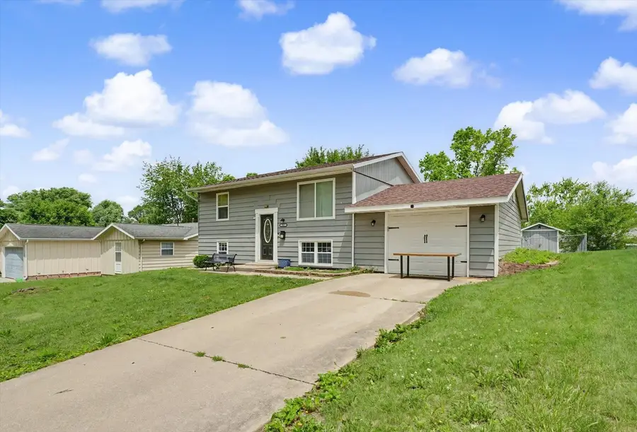 927 Timberline Drive, Danville, IL 61832 - #2