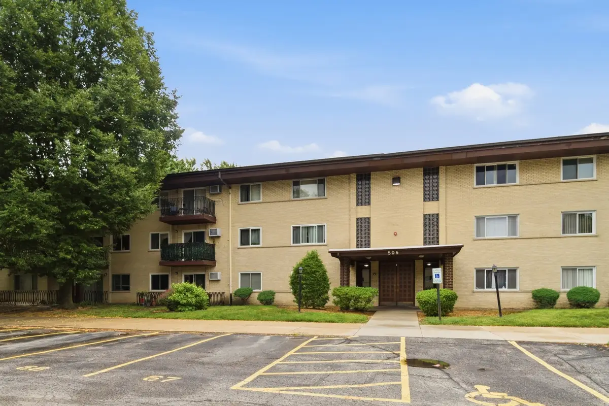 505 Cleveland Avenue #106, Arlington Heights, IL 60005 - #1
