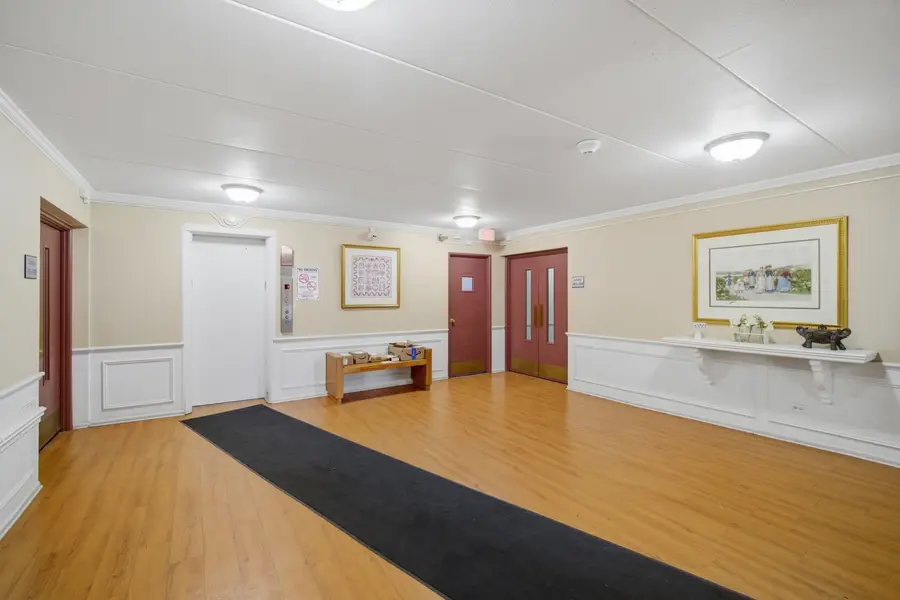 505 Cleveland Avenue #106, Arlington Heights, IL 60005 - #3