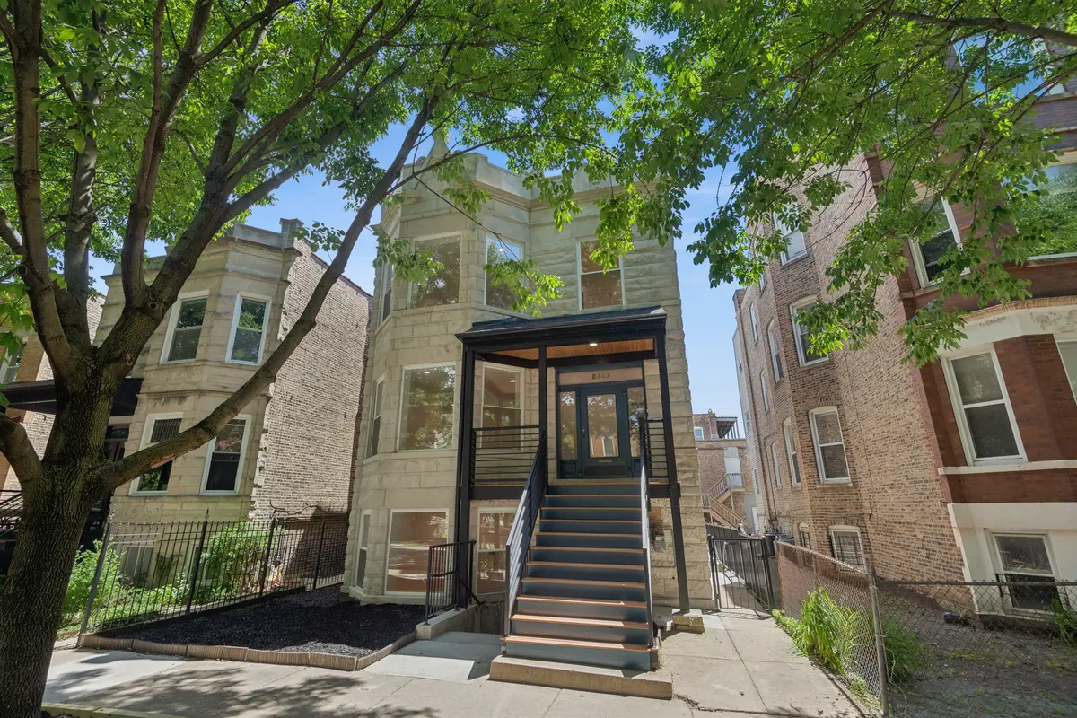 2647 W Walton Street, Chicago, IL 60622 - #1