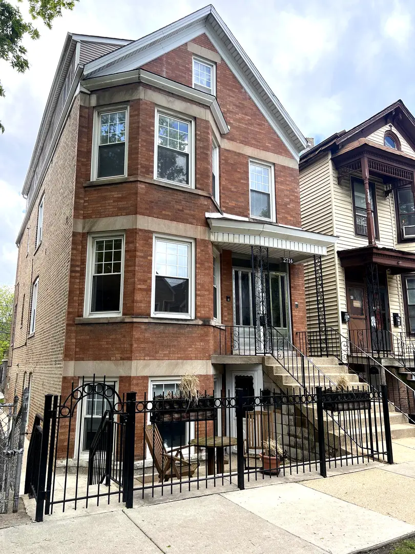 2714 N Marshfield Avenue, Chicago, IL 60614 - #1