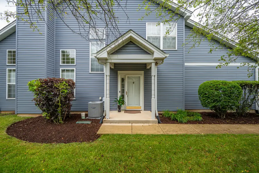 201 Huntington Court, Oswego, IL 60543 - #2