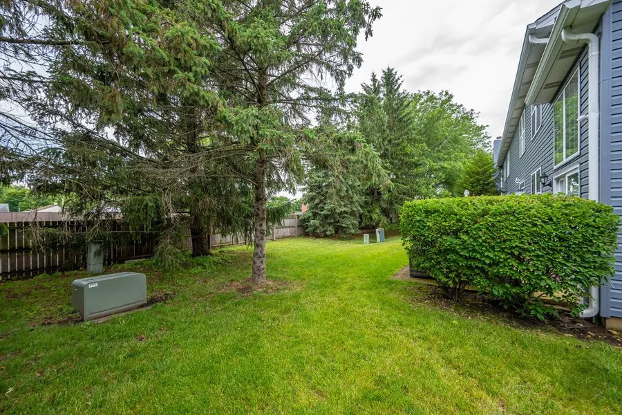 201 Huntington Court, Oswego, IL 60543 - #3