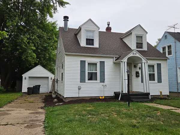 810 E 15th Street, Sterling, IL 61081