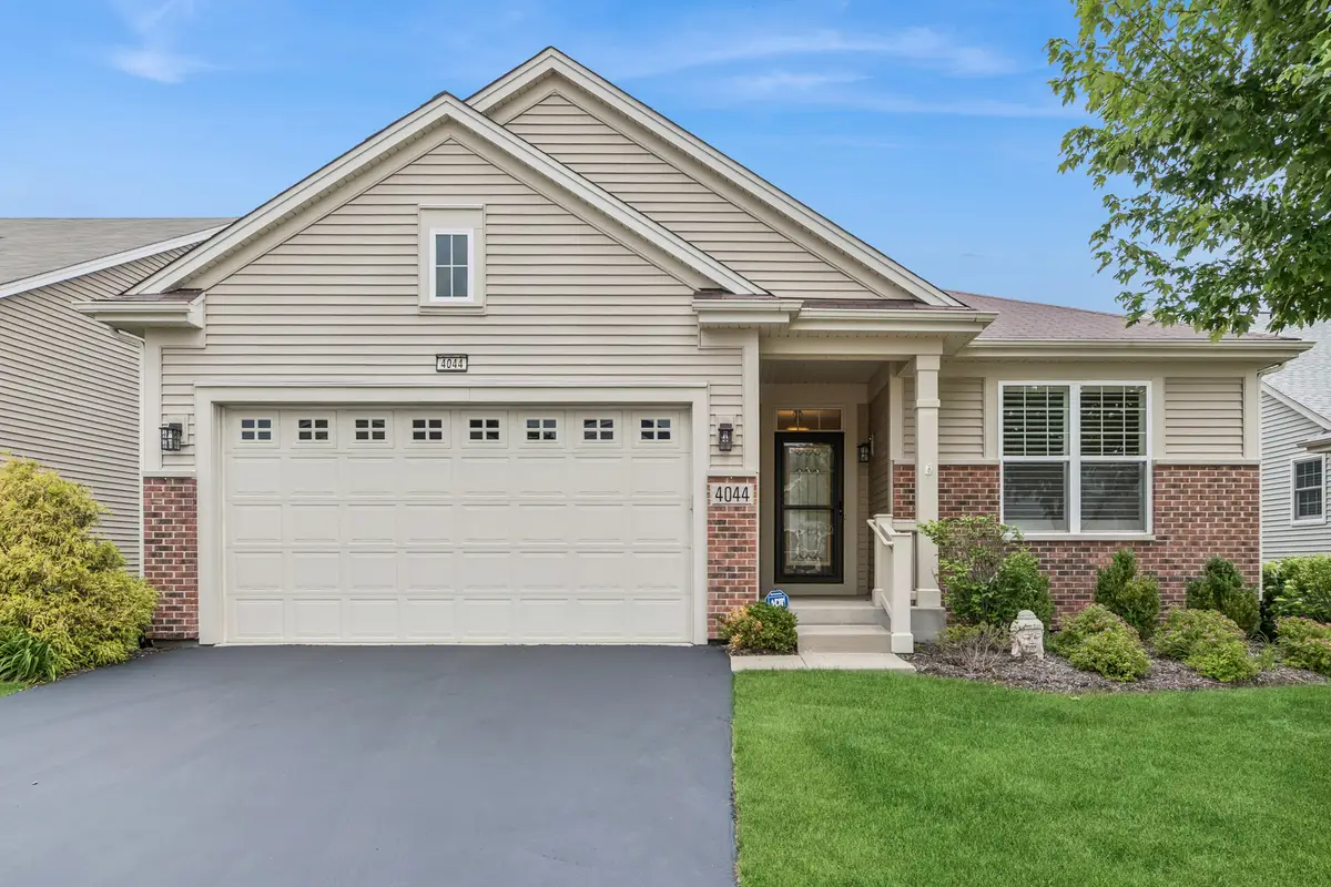4044 Chesapeake Lane, Naperville, IL 60564 - #1