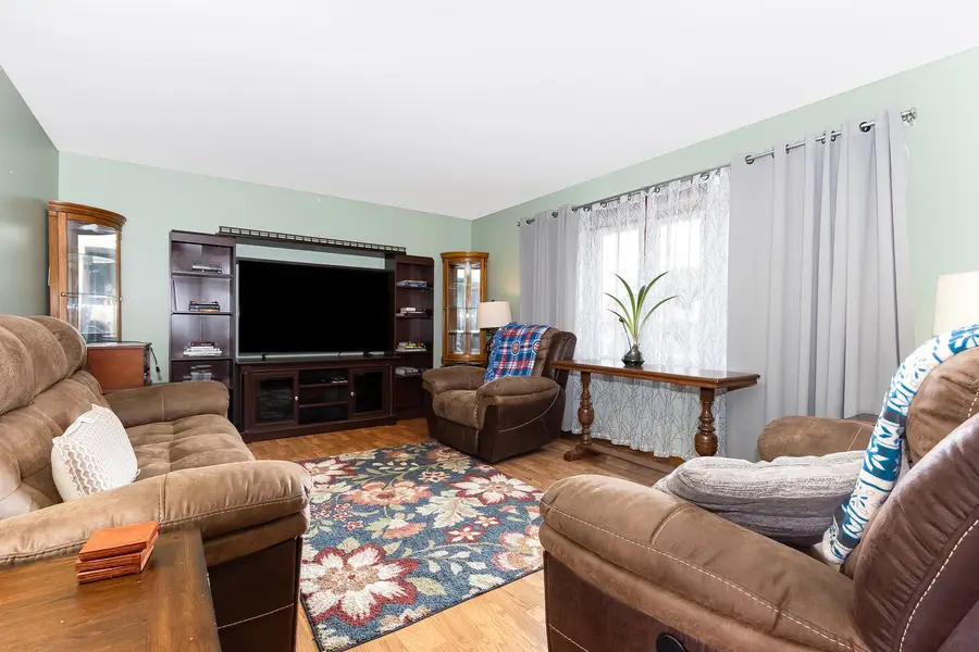 3842 Jonathan Simpson Drive, Joliet, IL 60431 - #2