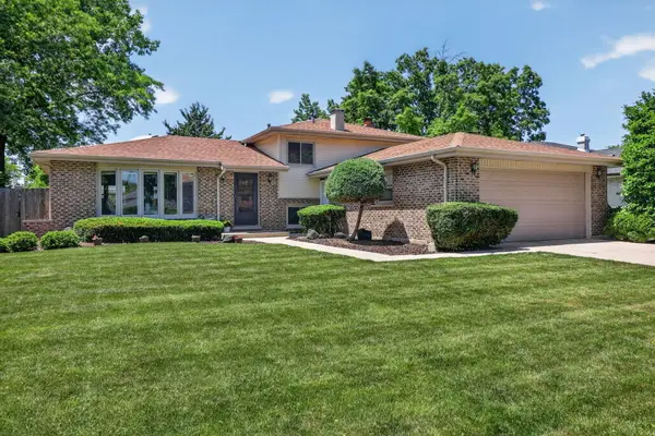 6716 Trenton Lane, Darien, IL 60561
