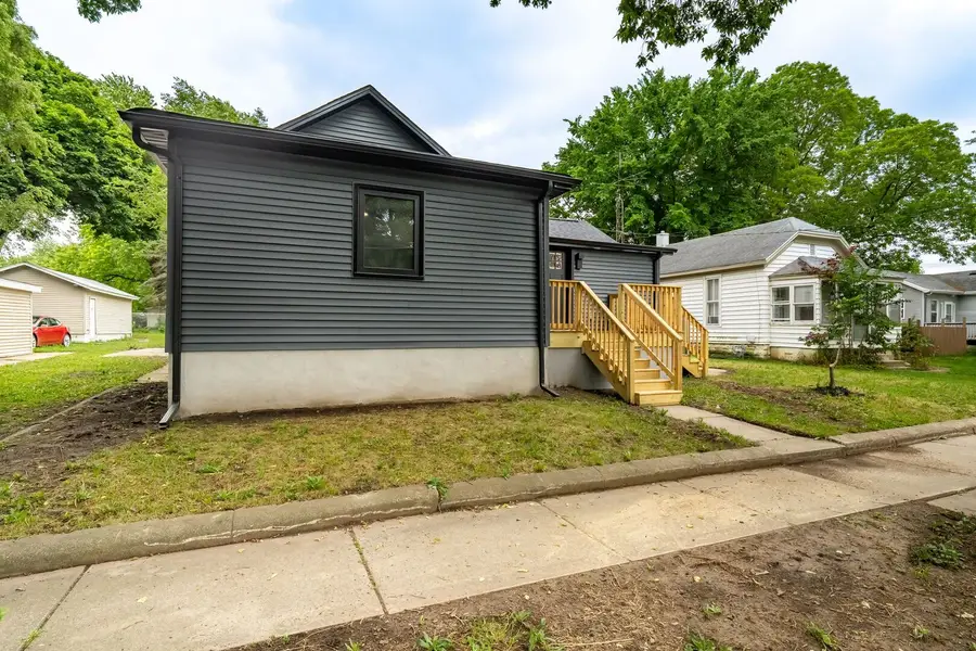 1313 Ewing Street, Bloomington, IL 61701 - #3