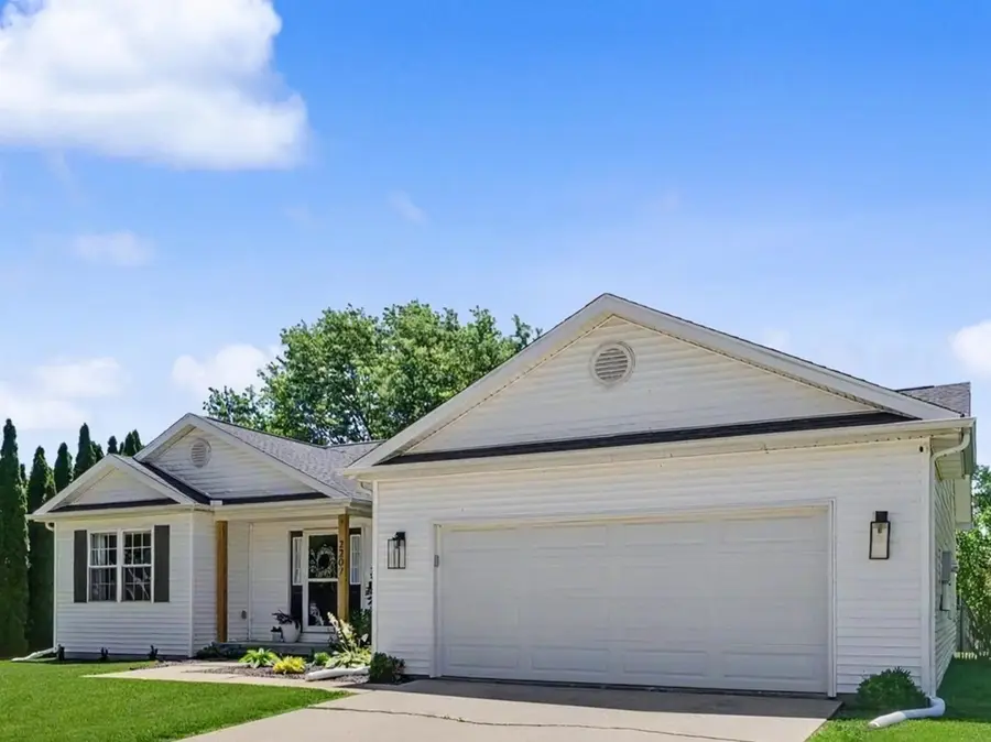 2207 E Michigan Avenue, Urbana, IL 61802 - #3