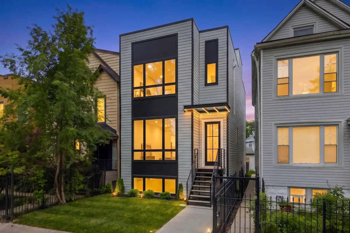 1728 N Sawyer Avenue #B, Chicago, IL 60647 - #1