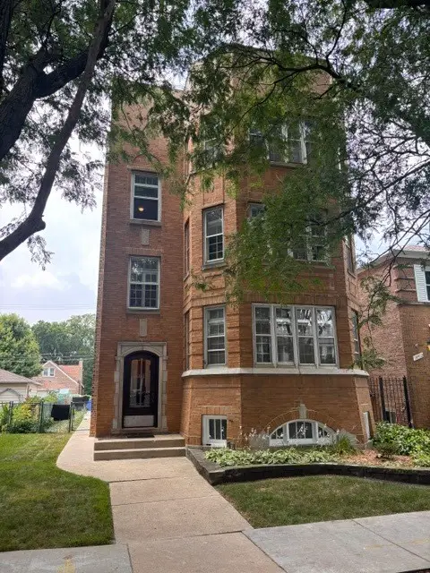 10916 S Artesian Avenue, Chicago, IL 60655