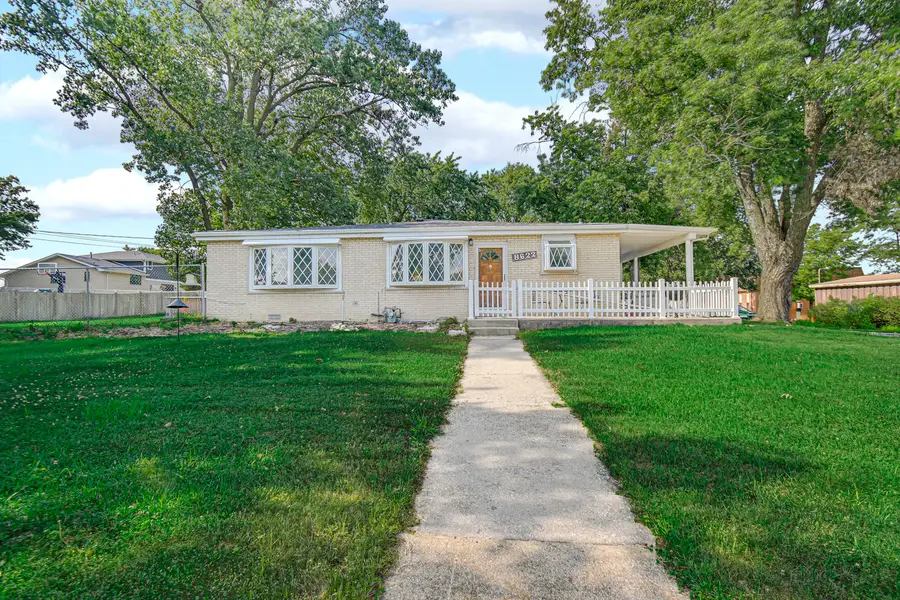 8622 W 90th Place, Hickory Hills, IL 60457 - #2