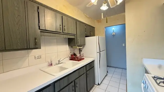 4420 W 111th Street #104, Oak Lawn, IL 60453 - #2