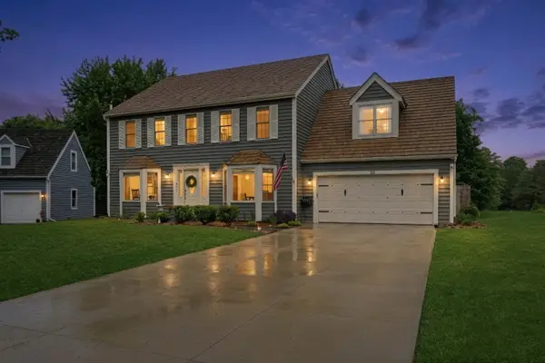 269 Concord Square, Gurnee, IL 60031