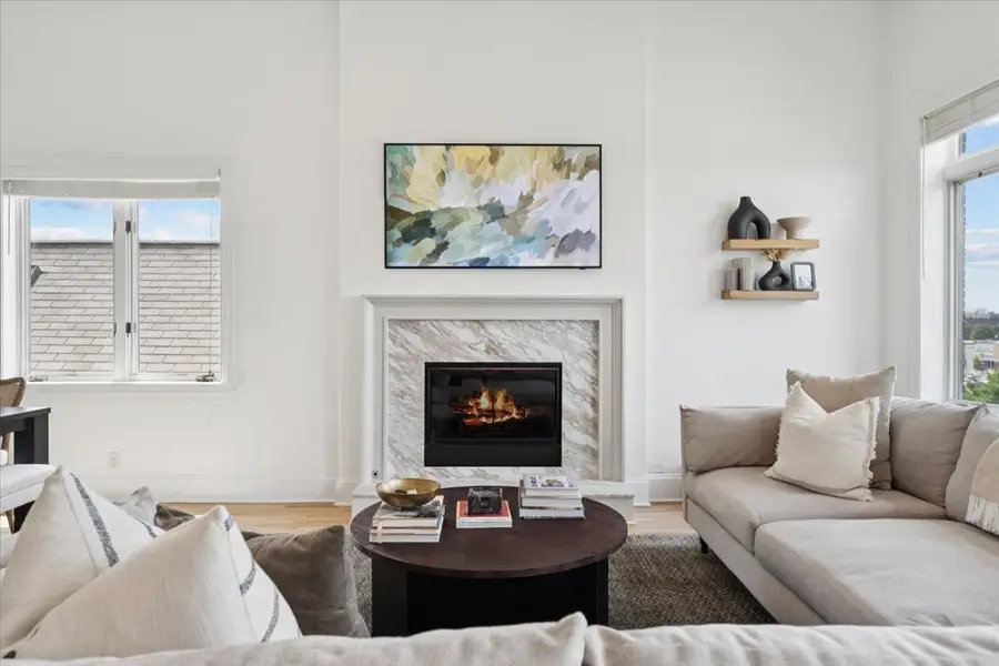 3011 N Ashland Avenue #4S, Chicago, IL 60657 - #3