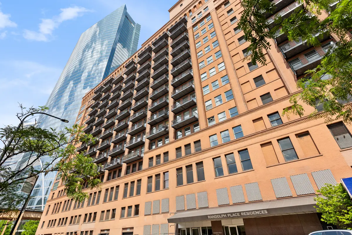 165 N Canal Street #712, Chicago, IL 60606 - #1