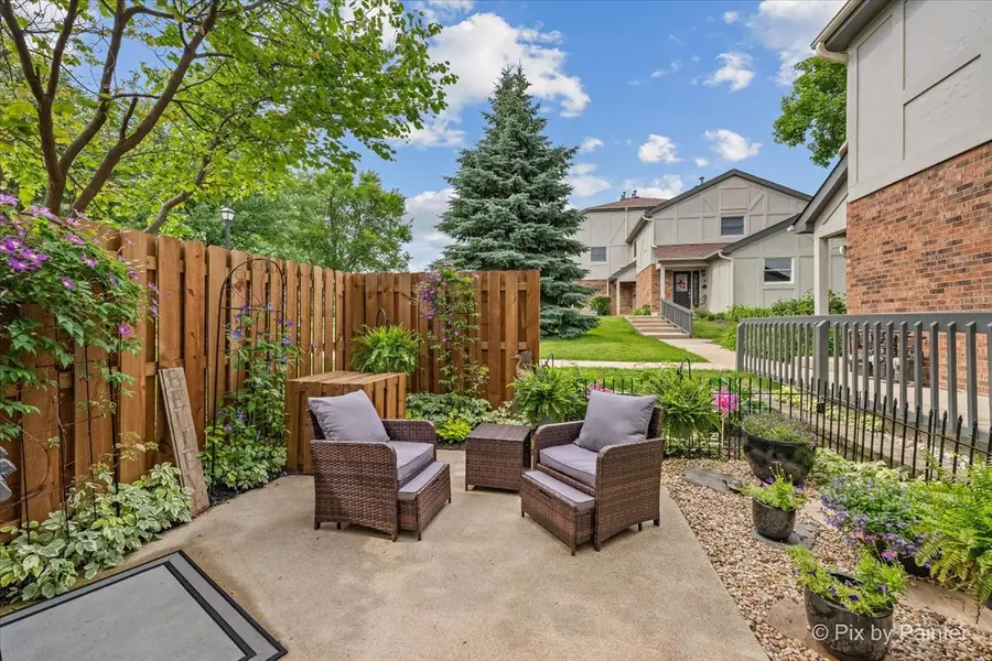 884 Bristol Drive, Barrington, IL 60010 - #3