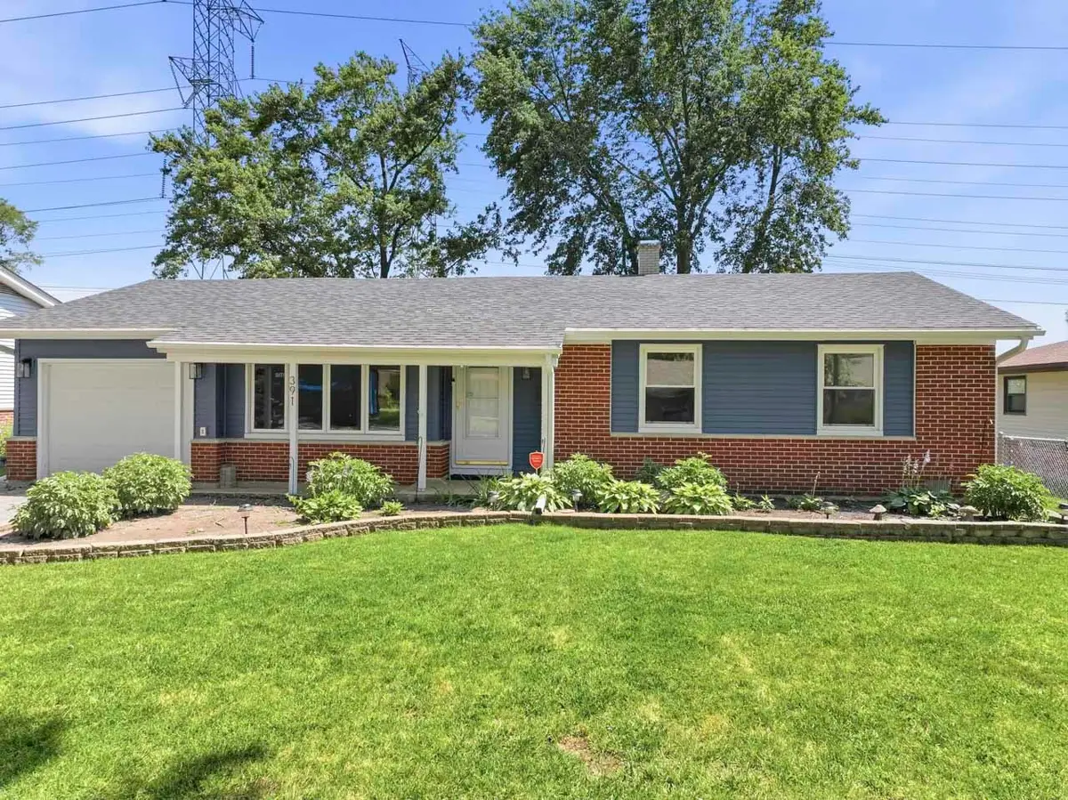 391 Walnut Lane, Elk Grove Village, IL 60007 - #1