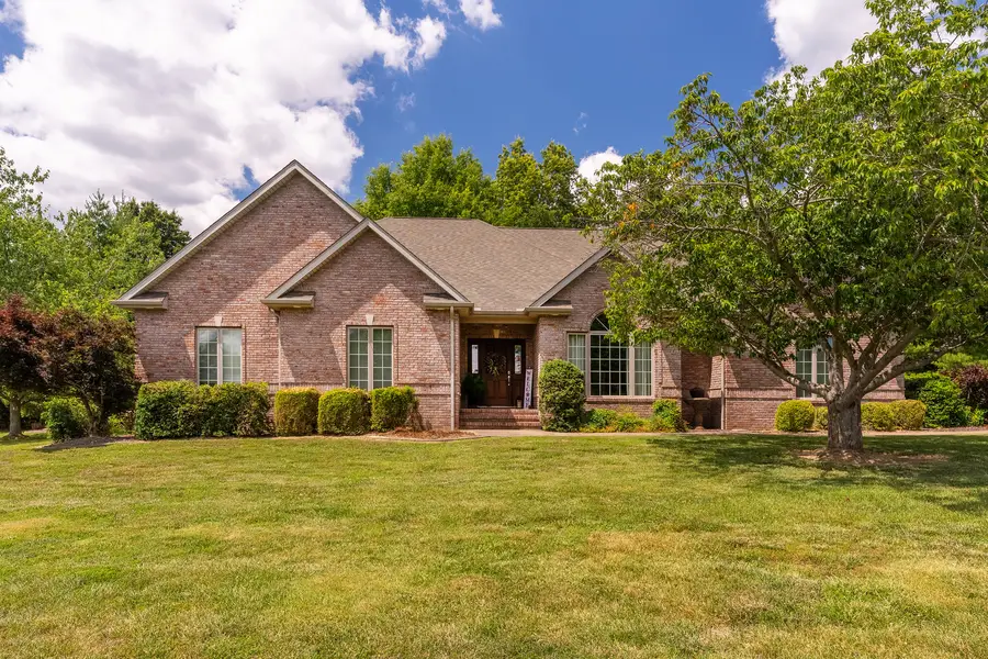27 Deer Run, Herrin, IL 62848 - #2