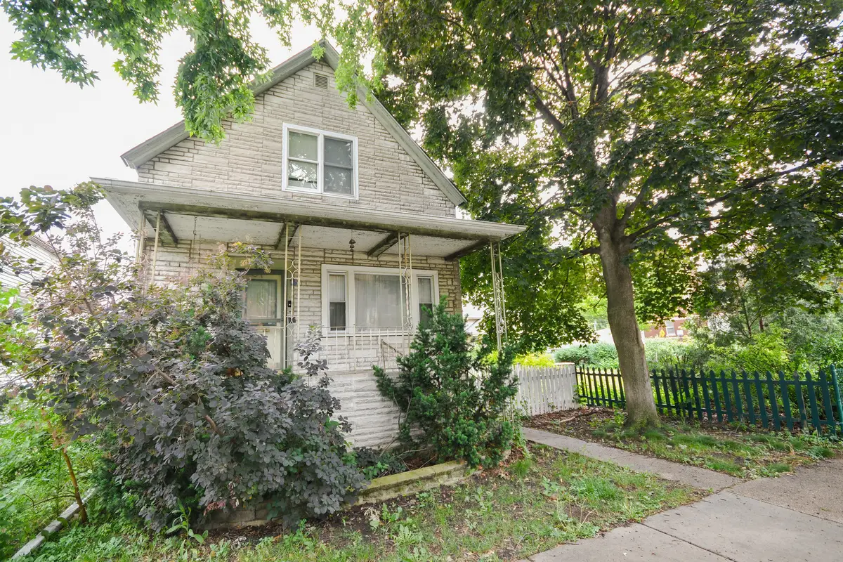 4206 W Henderson Street, Chicago, IL 60641 - #1