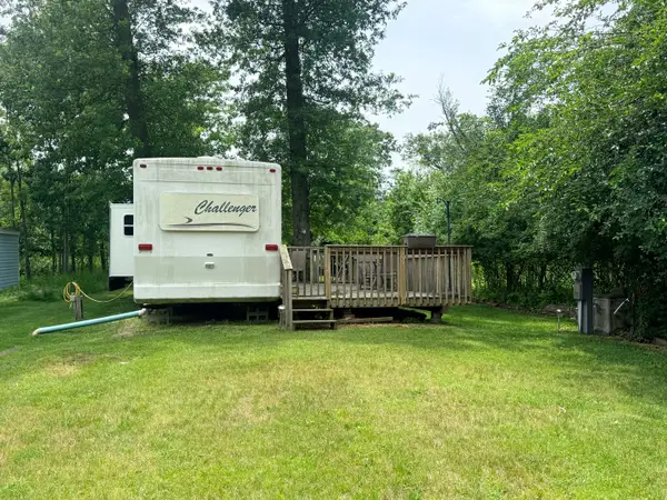 25-15 Woodhaven Lakes, Sublette, IL 61367