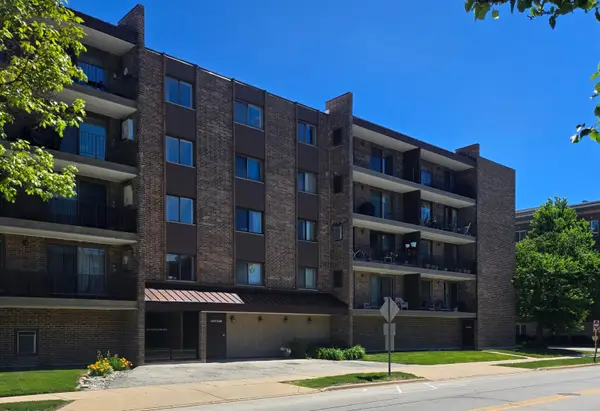828 Graceland Avenue #404, Des Plaines, IL 60016